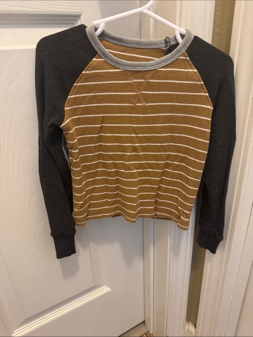 Little Sleepies- 2T Kids Long Sleeve Raglan Stripe Top. Gently Used Condition.
